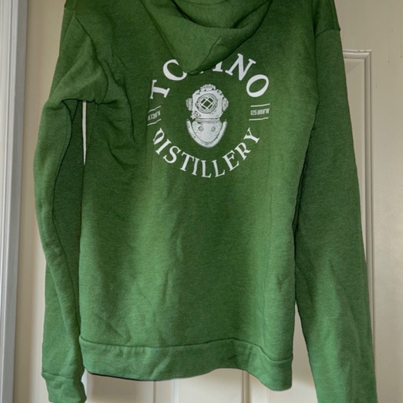 Tofino Distillery sweatshirt - Picture 4 of 7